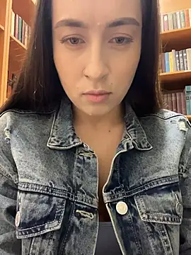 Snapshot of Holly_Play chatting on July 2026 09:56:02 AM Holly Play online show from July 2026 09:56:02 AM