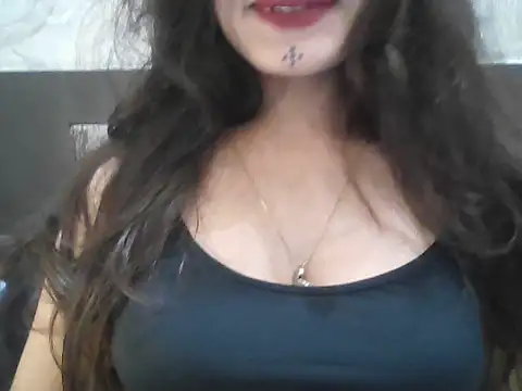 krati74 online show from September 2025 03:39:02 PM