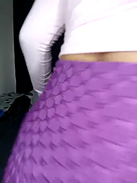 Chaudesquirt online show from September 2025 09:42:02 AM