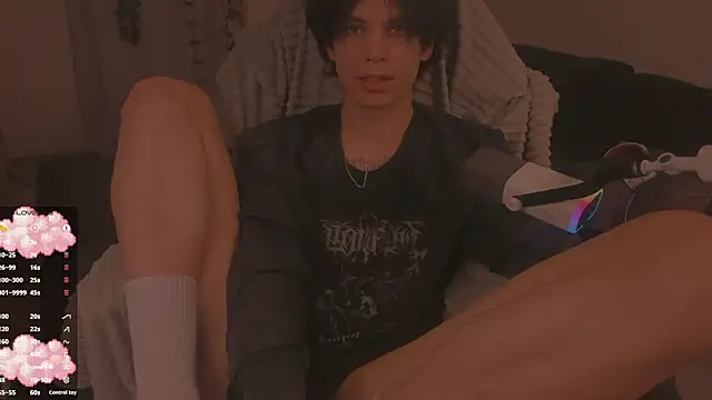 Snapshot of Wampeyes chatting on September 2025 03:57:01 PM Wampeyes online show from September 2025 03:57:01 PM