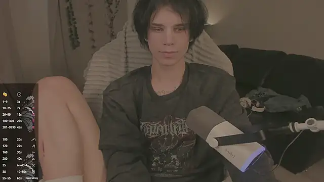 Snapshot of Wampeyes chatting on October 2025 10:38:01 AM Wampeyes online show from October 2025 10:38:01 AM