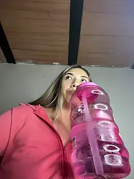 Iris lee online show from March 2025 11:00:02 PM