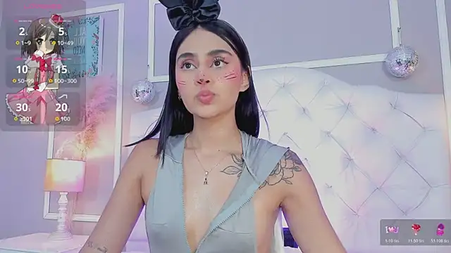 serena jeyms online show from October 2025 08:00:02 PM