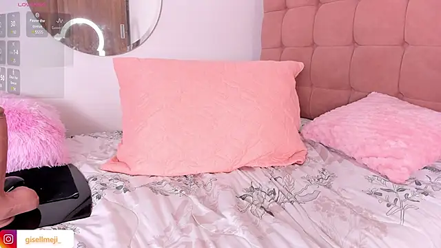 Snapshot of Gisellmejiaa chatting on March 2025 11:47:01 PM Gisellmejiaa online show from March 2025 11:47:01 PM