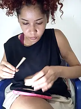 Snapshot of Caccau_scorpion chatting on January 2025 04:02:01 AM Caccau scorpion online show from January 2025 04:02:01 AM