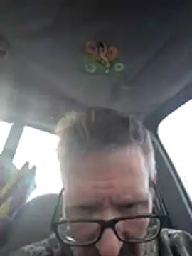 AronMellon76 online show from December 2025 05:06:02 PM