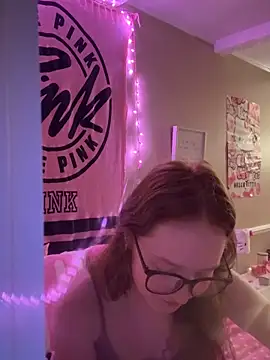 gingerbabe18 online show from November 2025 12:19:01 AM