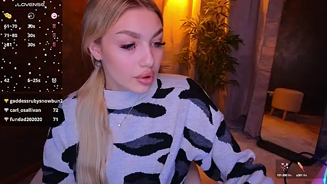 Snapshot of Ella_Milla chatting on January 2025 08:41:01 AM Ella Milla online show from January 2025 08:41:01 AM