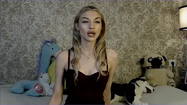 Snapshot of Ella_Milla chatting on November 2025 10:48:02 AM Ella Milla online show from November 2025 10:48:02 AM