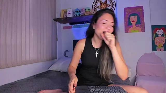 azumi cutiepie  online show from February 2025 05:15:01 PM