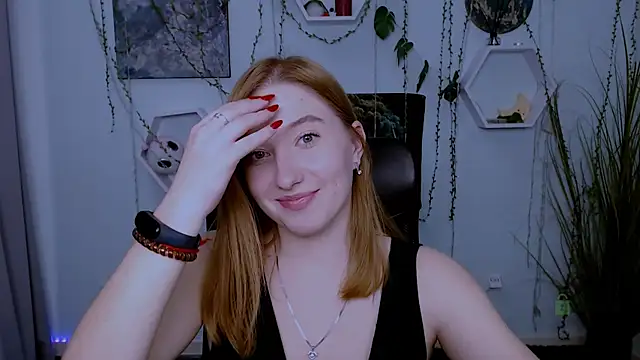 Snapshot of daisy_candy chatting on January 2025 11:56:01 PM daisy candy online show from January 2025 11:56:01 PM