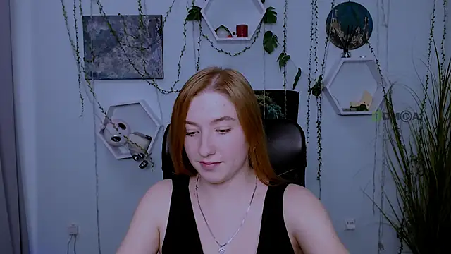 Snapshot of daisy_candy chatting on January 2025 02:58:02 AM daisy candy online show from January 2025 02:58:02 AM