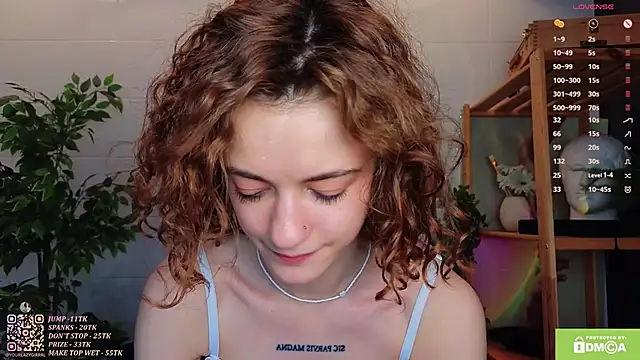 Curly Moon online show from March 2025 05:16:02 PM