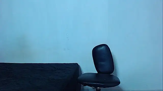 mikecoper 23 online show from April 2026 01:06:02 AM