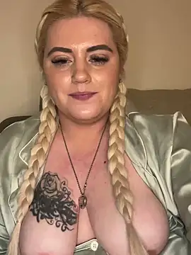 Blondiee3088 online show from February 2025 11:45:01 PM