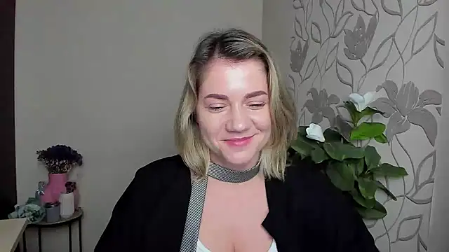 MariaSttone online show from October 2025 10:36:01 PM