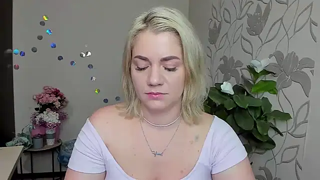 MariaSttone online show from November 2025 06:45:02 PM