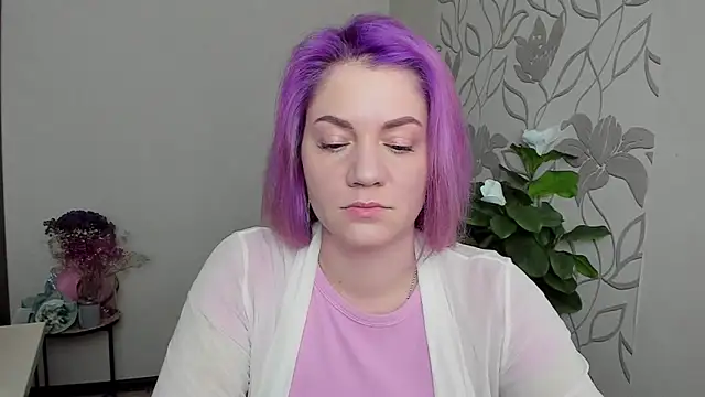 Snapshot of MariaSttone chatting on April 2026 11:30:02 AM MariaSttone online show from April 2026 11:30:02 AM