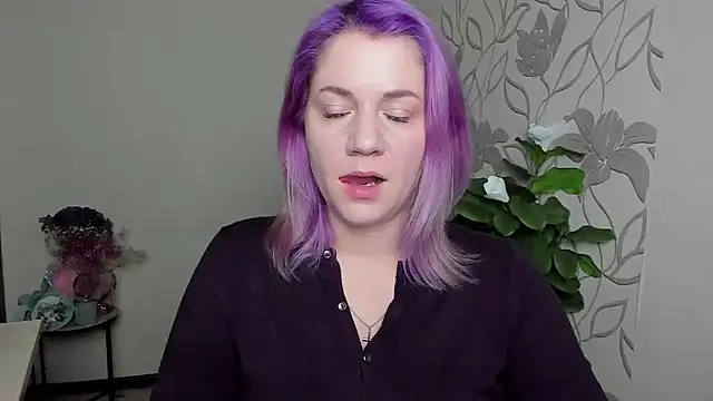 Snapshot of MariaSttone chatting on April 2026 09:01:01 PM MariaSttone online show from April 2026 09:01:01 PM