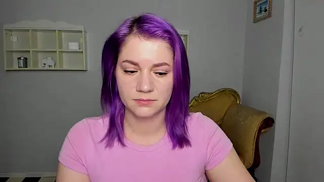 Snapshot of MariaSttone chatting on April 2026 07:43:01 PM MariaSttone online show from April 2026 07:43:01 PM