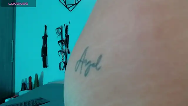 Alisson Beckett online show from March 2025 02:21:02 PM