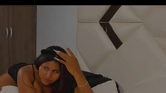 Snapshot of StormyButty18 chatting on March 2026 05:44:01 AM StormyButty18 online show from March 2026 05:44:01 AM