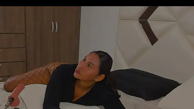 Snapshot of StormyButty18 chatting on March 2026 11:08:01 PM StormyButty18 online show from March 2026 11:08:01 PM