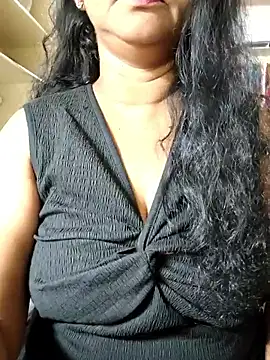 Snapshot of Bangarupapa chatting on April 2026 05:49:01 AM Bangarupapa online show from April 2026 05:49:01 AM
