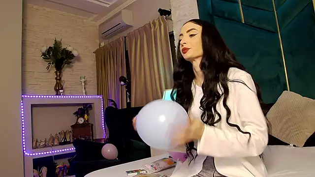 Snapshot of FeetVibe chatting on November 2025 08:02:02 AM FeetVibe online show from November 2025 08:02:02 AM