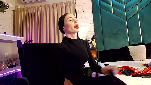 Snapshot of FeetVibe chatting on November 2025 08:28:01 AM FeetVibe online show from November 2025 08:28:01 AM