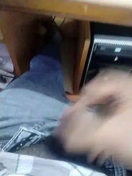 Snapshot of Tamilandteluguboy14 chatting on January 2026 10:52:01 AM Tamilandteluguboy14 online show from January 2026 10:52:01 AM