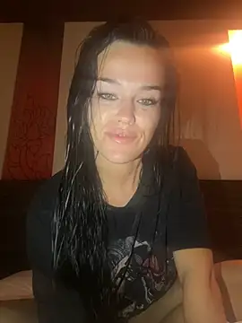 English-Chloe96 online show from March 2025 12:13:01 PM