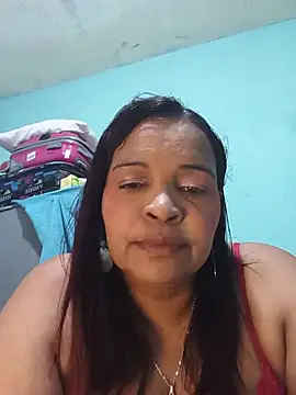 Snapshot of _violetta_- chatting on June 2026 12:54:02 AM violetta - online show from June 2026 12:54:02 AM