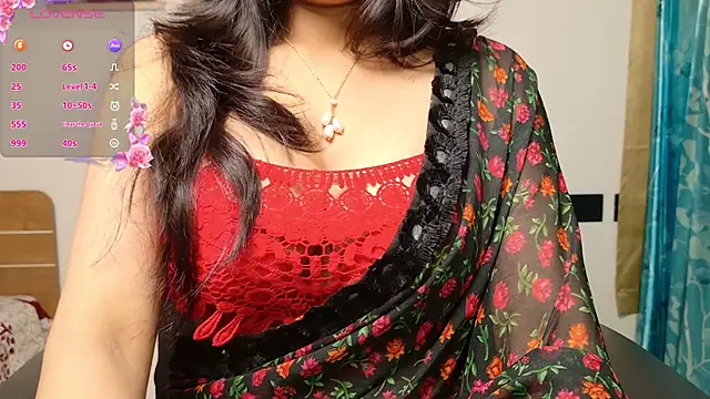 Punjabi Queen1 online show from November 2025 10:44:02 PM