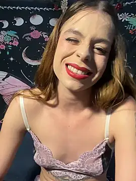 Snapshot of RuivaRaposinha chatting on September 2025 04:49:01 AM RuivaRaposinha online show from September 2025 04:49:01 AM