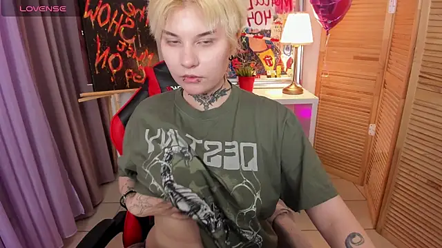 mekurisu online show from February 2025 07:37:02 AM