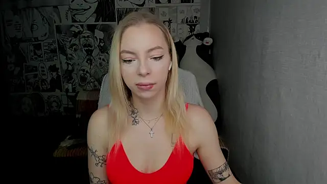 Snapshot of Martha_Cameron chatting on December 2024 06:59:01 PM Martha Cameron online show from December 2024 06:59:01 PM