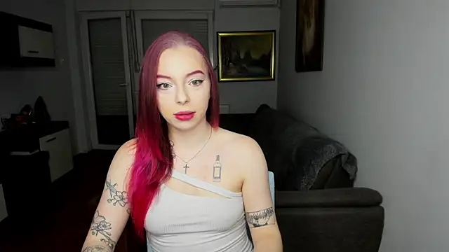 Martha Cameron online show from March 2026 09:40:02 PM