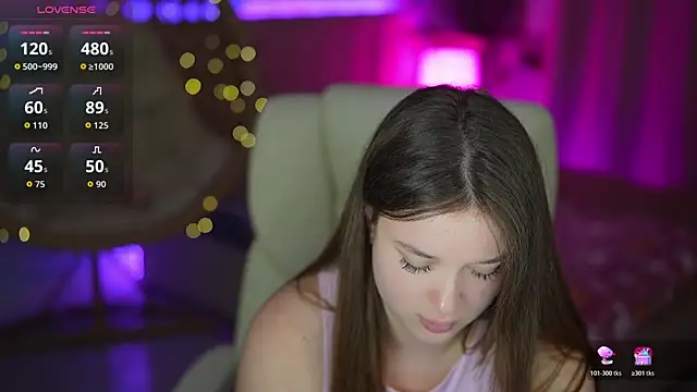 Snapshot of DonnaLustt chatting on March 2026 07:03:02 AM DonnaLustt online show from March 2026 07:03:02 AM