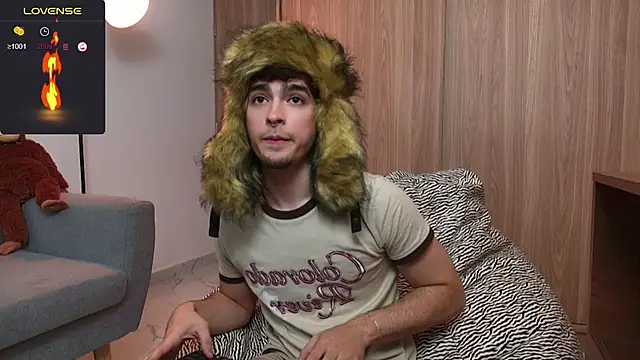 Snapshot of zenn_rush1 chatting on January 2025 01:03:02 PM zenn rush1 online show from January 2025 01:03:02 PM