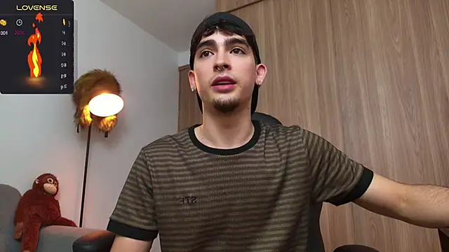 Snapshot of zenn_rush1 chatting on January 2025 11:32:01 AM zenn rush1 online show from January 2025 11:32:01 AM