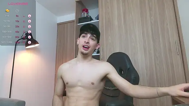 Snapshot of zenn_rush1 chatting on February 2025 04:37:02 PM zenn rush1 online show from February 2025 04:37:02 PM