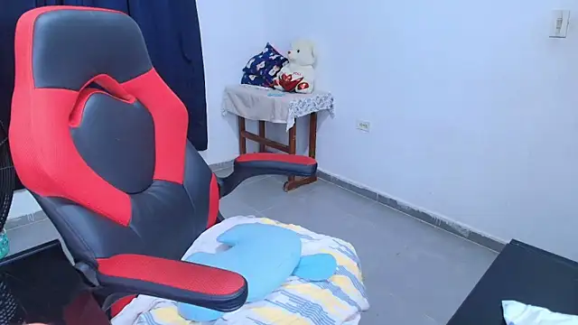 Snapshot of italy___boobs chatting on September 2025 02:28:02 AM italy boobs online show from September 2025 02:28:02 AM