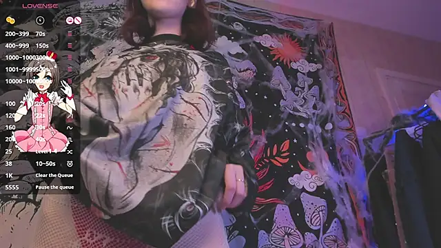 kissthasky online show from November 2025 06:08:01 PM