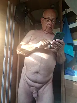 Snapshot of ak616263 chatting on March 2026 08:18:02 AM ak616263 online show from March 2026 08:18:02 AM