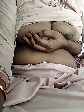 Snapshot of saloni19881 chatting on February 2025 03:47:02 AM saloni19881 online show from February 2025 03:47:02 AM