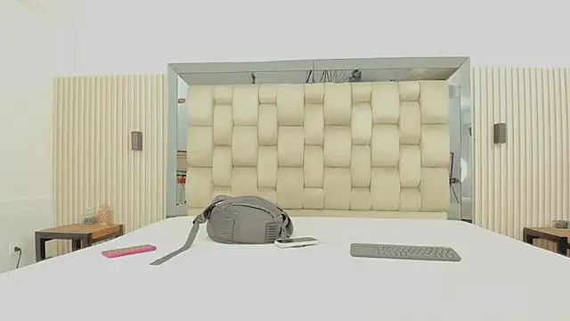 julietha taylor online show from February 2026 09:48:02 PM