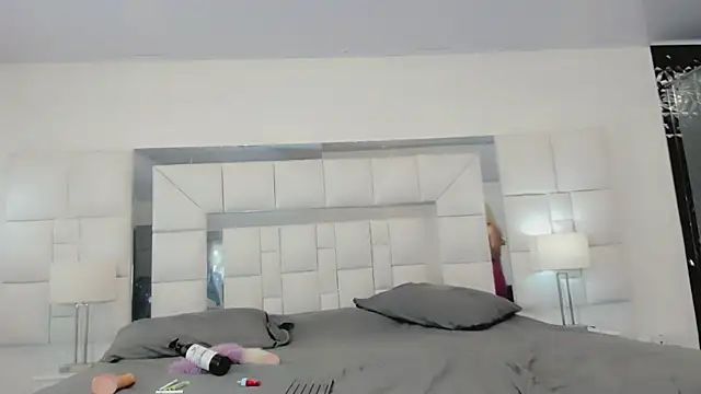 Gabyqueen70 online show from January 2025 10:10:02 AM