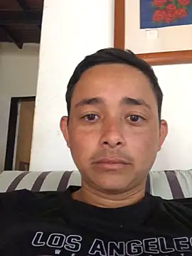 isacalejandroo online show from January 2025 05:45:02 PM