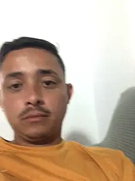 isacalejandroo online show from September 2025 10:34:02 PM